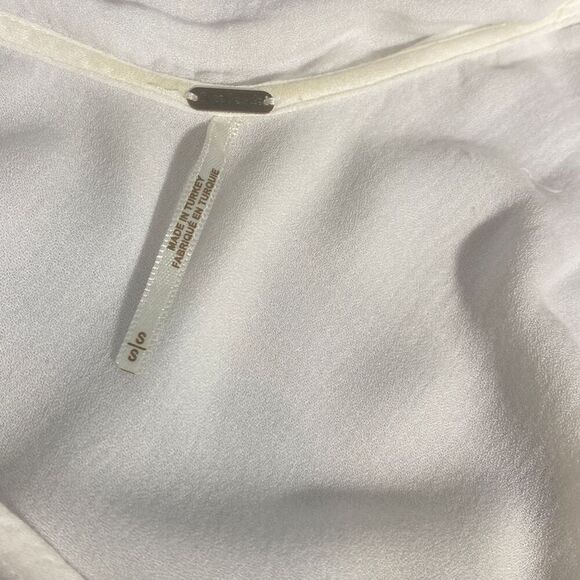 Free People Sleeveless Tie Neck Blouse Size S - Picture 3 of 3